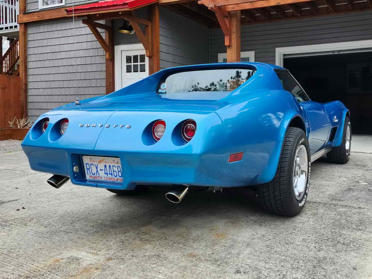 TheVetteNet.com - 1974 Corvette T-Top Medium Blue